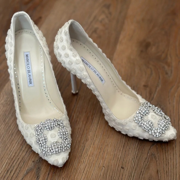 Manolo Blahnik Hangisi Cream Textured Polka Dot Crystal Wedding Heels - Picture 9 of 11